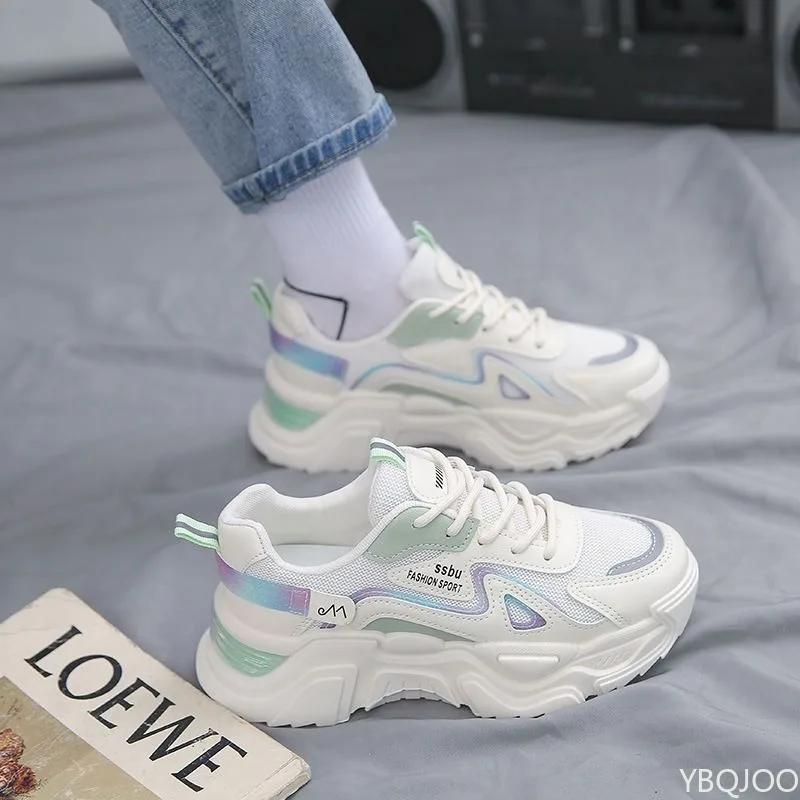 Large Size Autumn Breathable Lightweight Casual Comfortable Women's Shoes Versatile Flat Bottom Women's Sports Dad Shoes