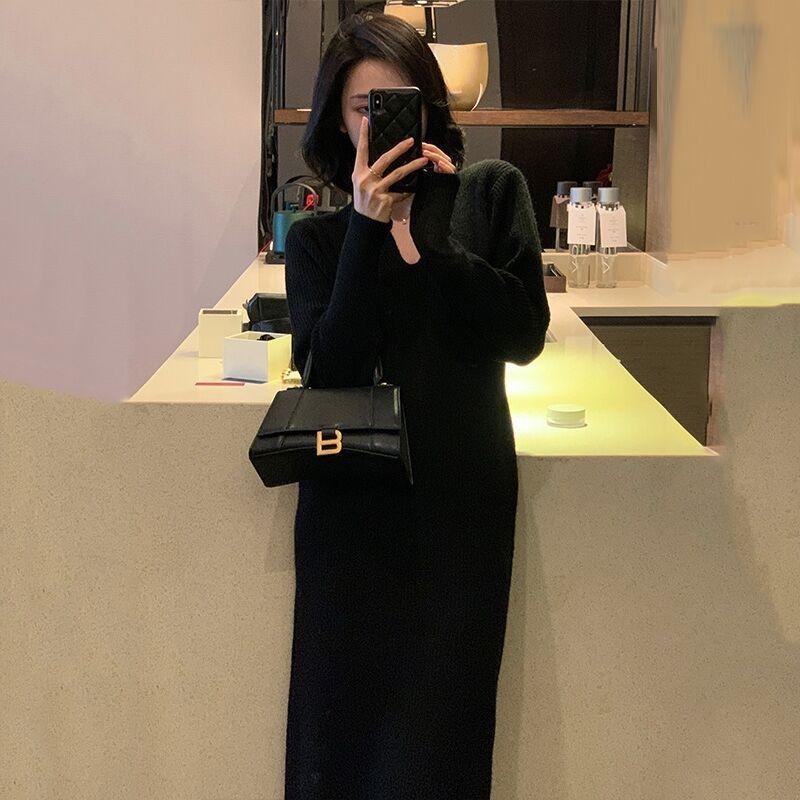Light luxury advanced sense Royal sister light mature temperament Muse Fan knitted red backing dress women's winter