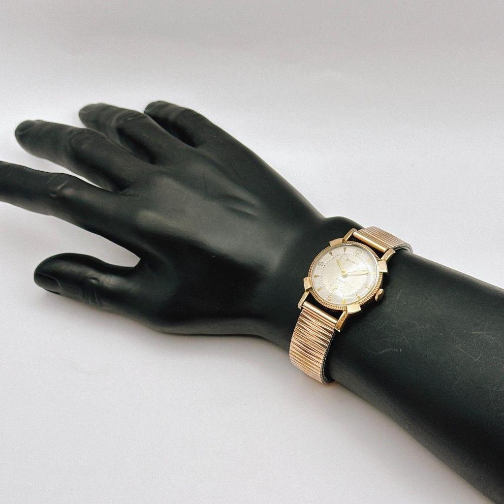 Used A134 [Operating/Vintage] BULOVA Small Second Manual Winding Mechanical Men's Watch Unisex