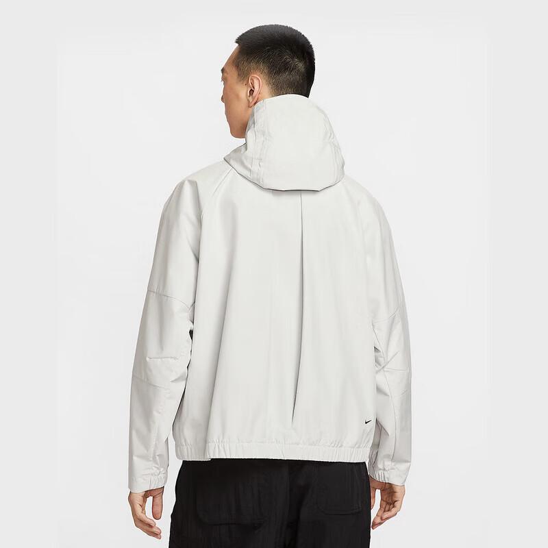 Nike Men's Versatile Woven Hooded Jacket HJ2945