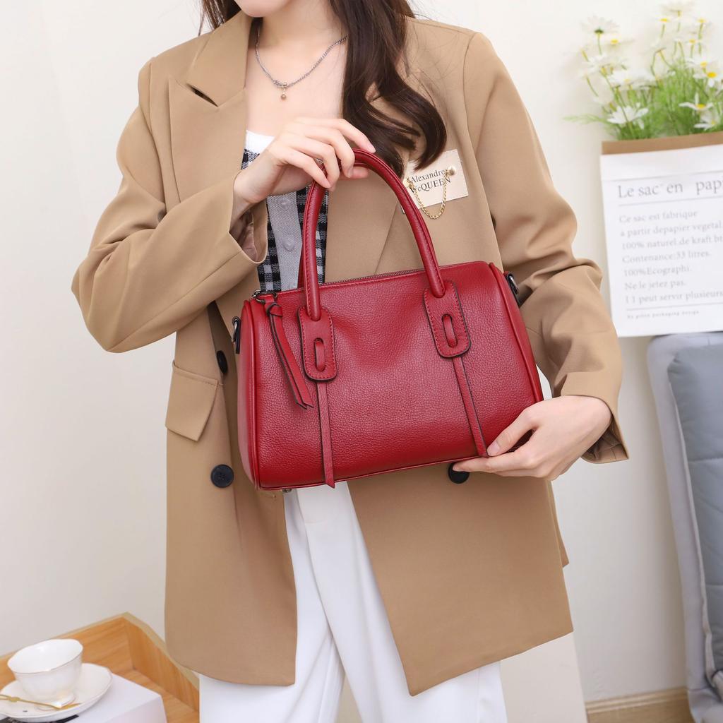 Cowhide Bag Crossbody Pillow Bag Fashion Women's Shoulder Practical Portable Soft Leather Bag