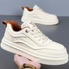 Spring and Autumn New Men's Lightweight Casual Leather Shoes Men's Handmade Online Sports Style Versatile Board Shoes