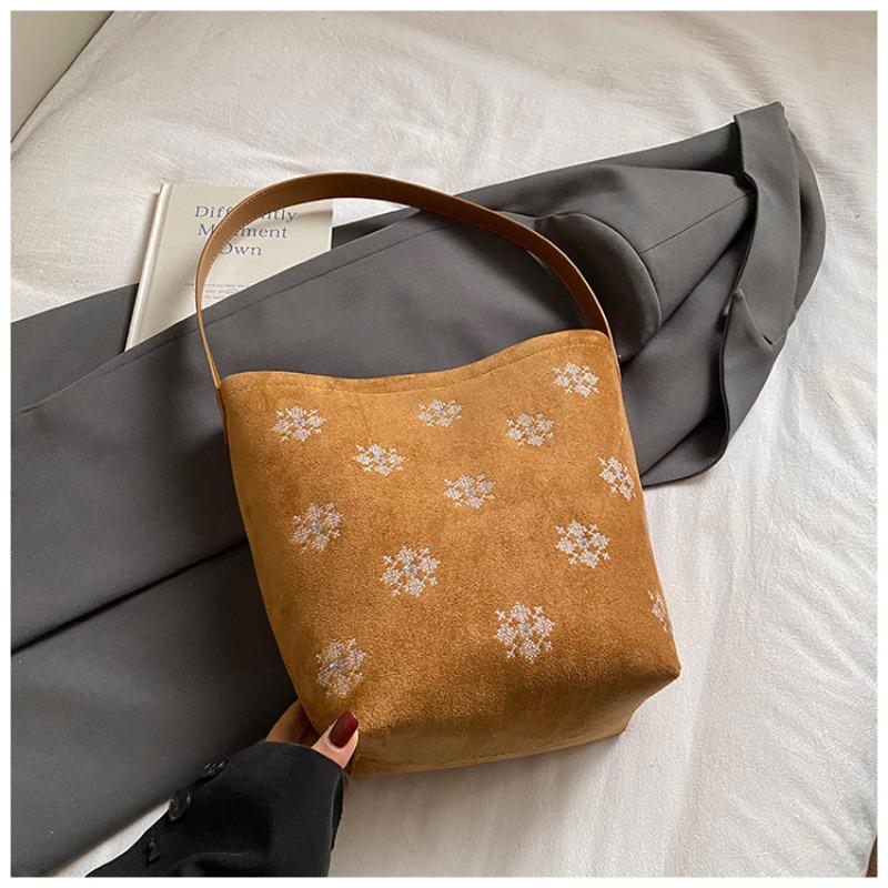 Autumn new tote bag simple high-value fashionable high-value shoulder bag fashionable women s bag коричневый