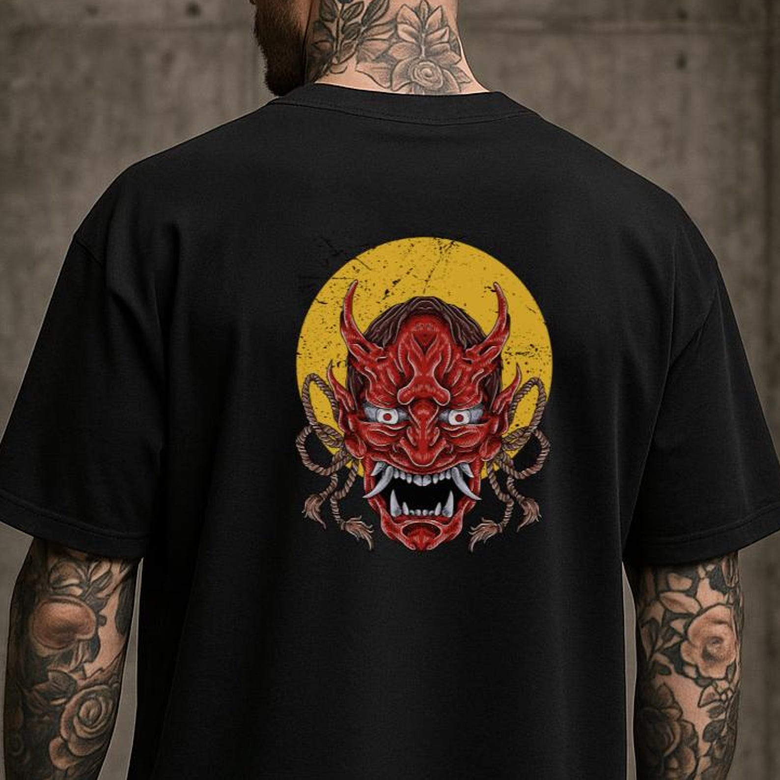 Japanese Oni Mask Graphic Tee: Samurai Streetwear, Cyberpunk Style L