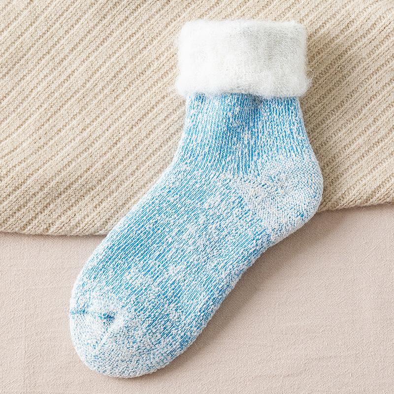 New Winter Warm Wool Women Socks Solid Color Thicker Cashmere Socks Merino Socks Against Cold Snow Russia Male Womens Socks
