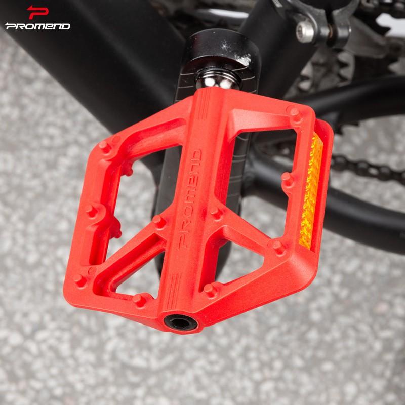 Nylon Bearing Bike Pedals With Reflective Strips Mountain Bikes PD-M43 Lightweight Cycling Accessories
