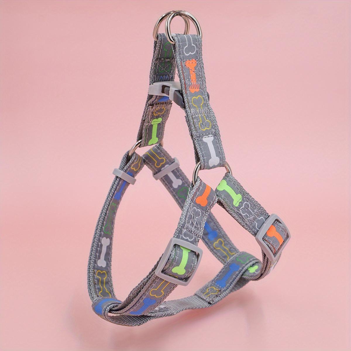 

A Colorful Bone Tripod Pet Dog Harness for Indoor and Outdoor Use Colorful Bone Dog Leash When Taking A Pet for A Walk, Keep The Leash on Your Chest S чорний