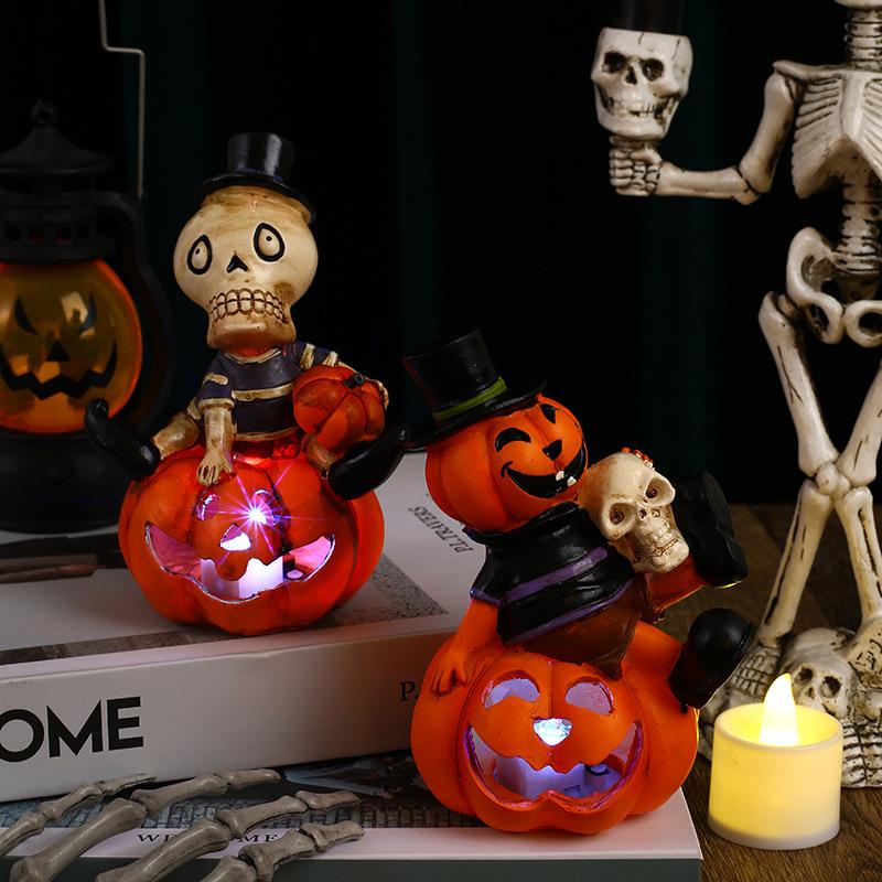 Creative Glowing Skull Ornaments for Halloween Decorations, Multi-colored Flashing Pumpkin Lanterns for Halloween Party Setup Props
