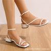 Damen einfacher Stil mit offenen Zehen elegante Sommer Sandalen mit dickem Absatz neu vielseitig quadratischer Kopf gekreuzter nackter Riemen