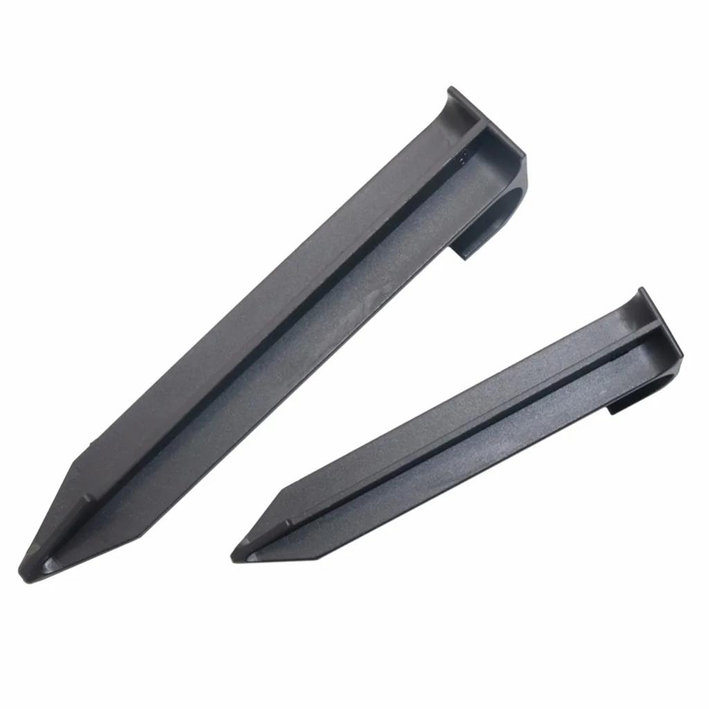DN16mm DN20mm PE Pipe Ground Stake C-Type Spiked Garden Lawn Orchard Irrigation Tube Nail to Prevent Pipe Dragging Black 5/50Pcs