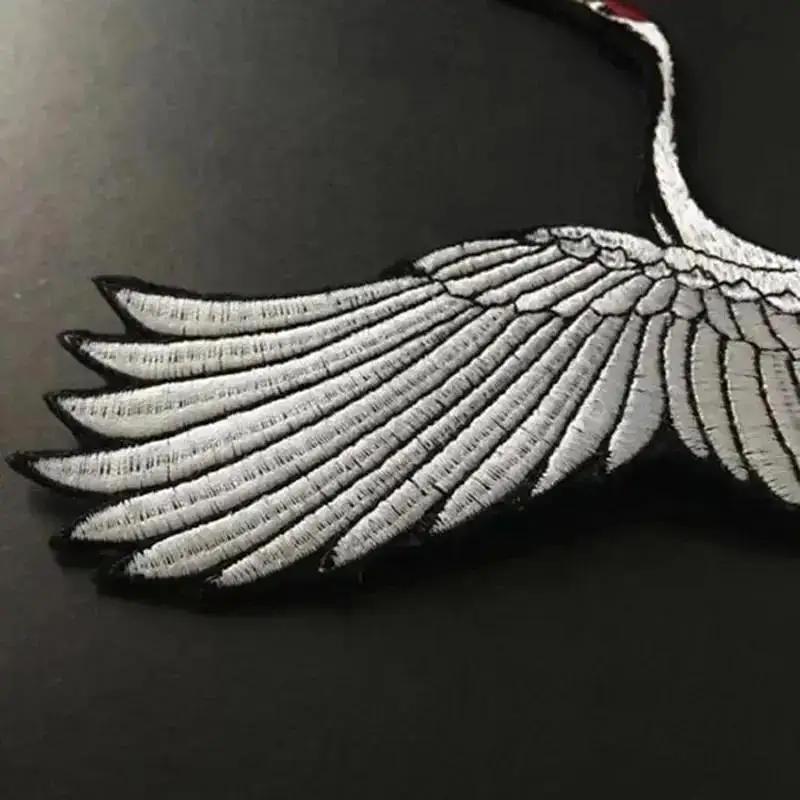 DIY Haftowana Naklejka na Tkaninę Biały Łabędź Żuraw Koroniasty Naszywka Aplikacje na Odzież Naszywka do Naprasowania Naszywki na Ubrania