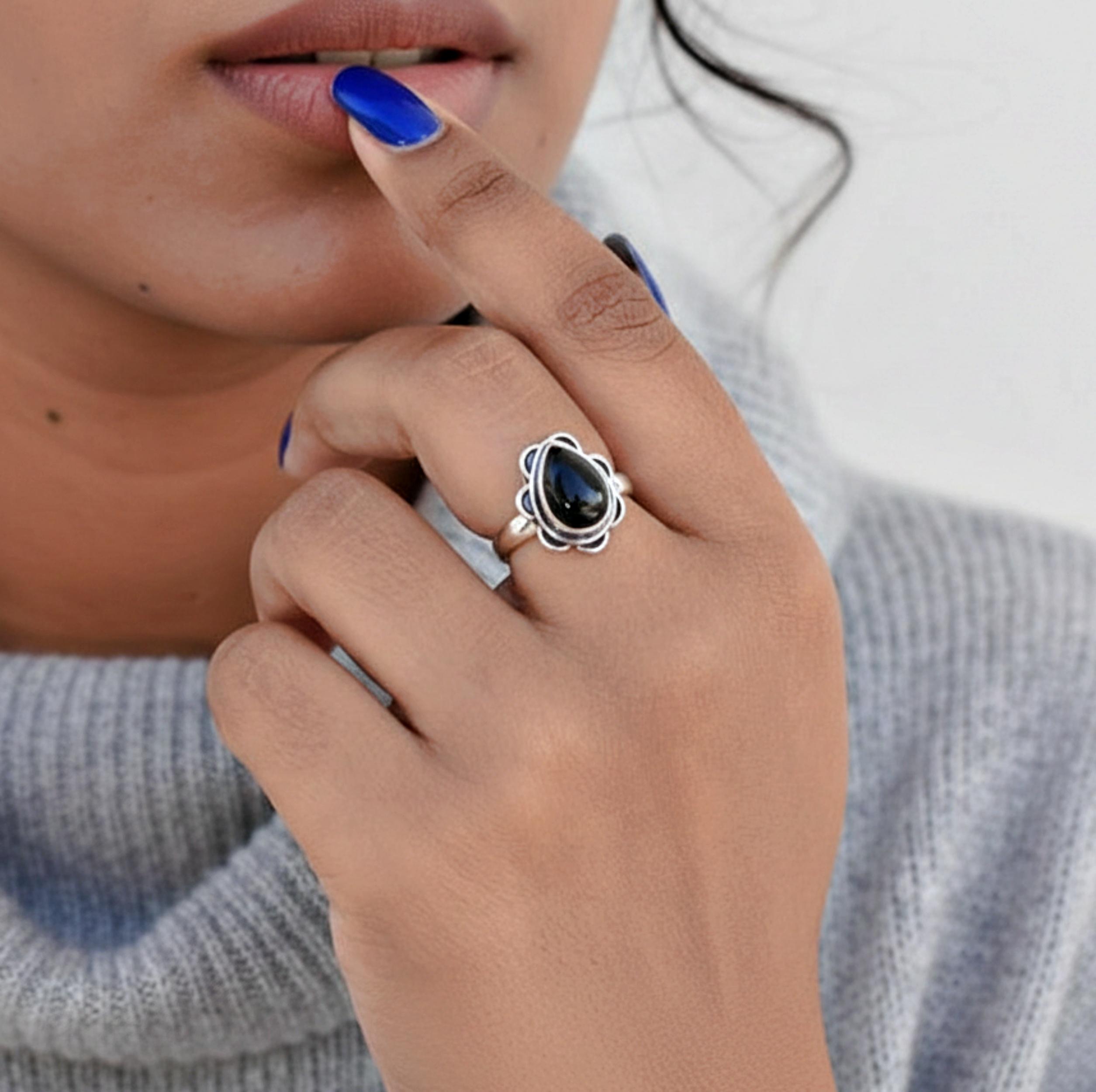 

Black Onyx Flower Statement Ring, 925 Sterling Silver, Pear Cut Onyx Jewelry, Minimalist Boho Ring 12 серебряный