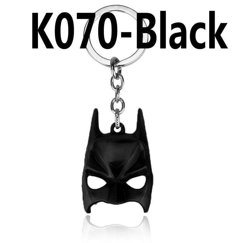 Bat Pendants Keychain Toy Superheroes Movie Jewelry Car Key Ring Bags Accessories for Men Women Fans Gifts Souvenir