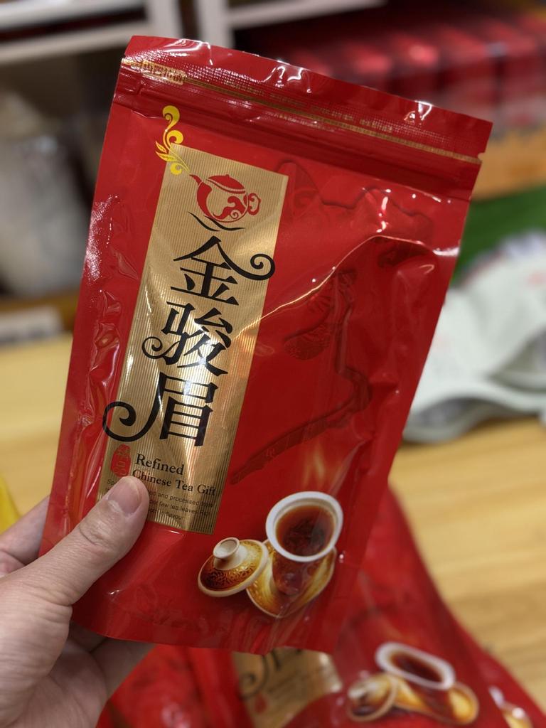 Variety Pack: Tieguanyin Oolong, Zhengshan Xiaozhong Black, Jasmine, and Biluochun Green Tea