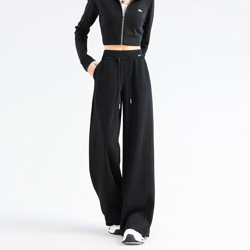 

2026 High Waist Slimming Straight Leg Sweatpants - American Style for Petite M for 85-100 lbs