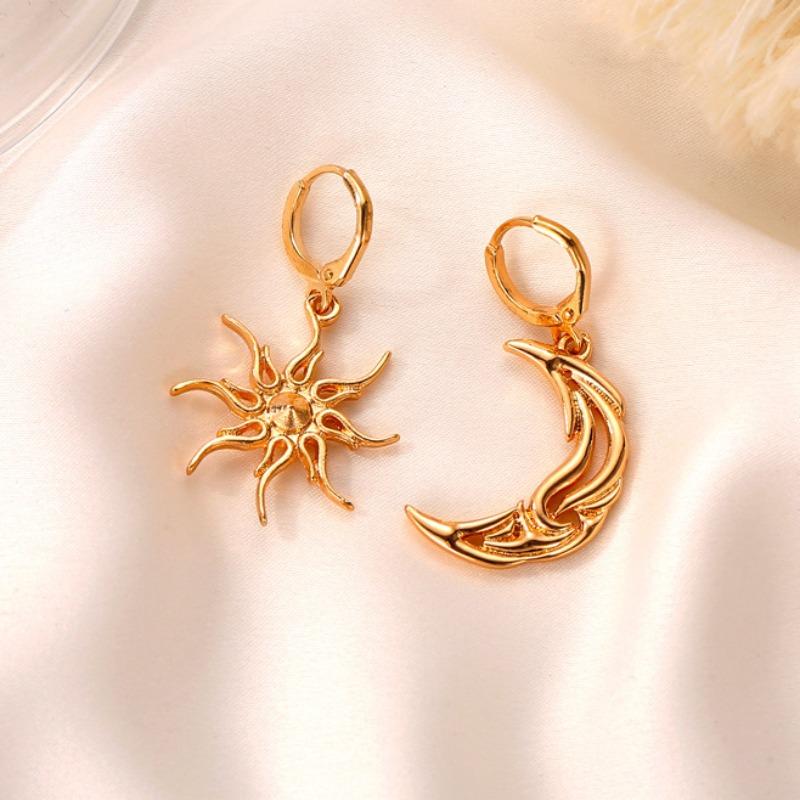 Stainless Steel Earrings Bohemian Sun Moon Totem Pendant New Senior Statement Temperament Dangle Earrings For Women Jewelry Gift