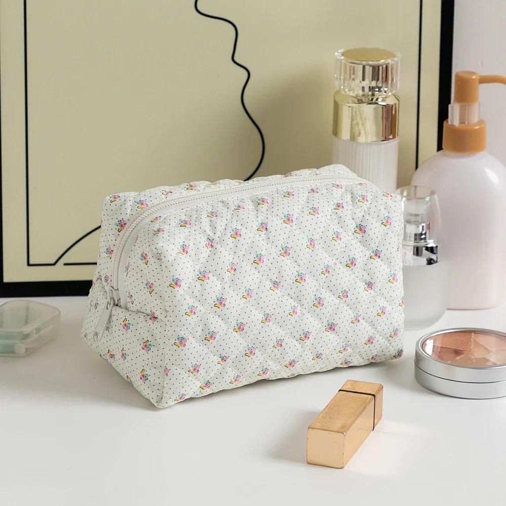 Floral Printed Lipstick Storage Makeup Bag Women's Cosmetic Bag Beauty Organizer Case Travel Makeup Pouch Toiletry Organizer