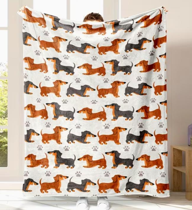 Dachshund Blanket Flannel Gift, Lightweight Plush Throw, Warm for Sofas & Beds, Perfect for Holidays Blanket