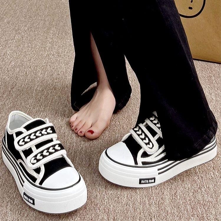 Plateau Kinder Frühling neue Modelle, kleine Leute zeigen Höhe Canvas Schuhe, Klettverschluss Board Schuhe, Damenmodelle