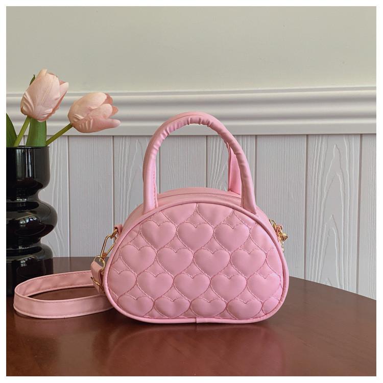 Childrens Cute Heart Embroidered Girls Pu Mini Bag With Breathable And Lightweight Design For Kindergarten Use