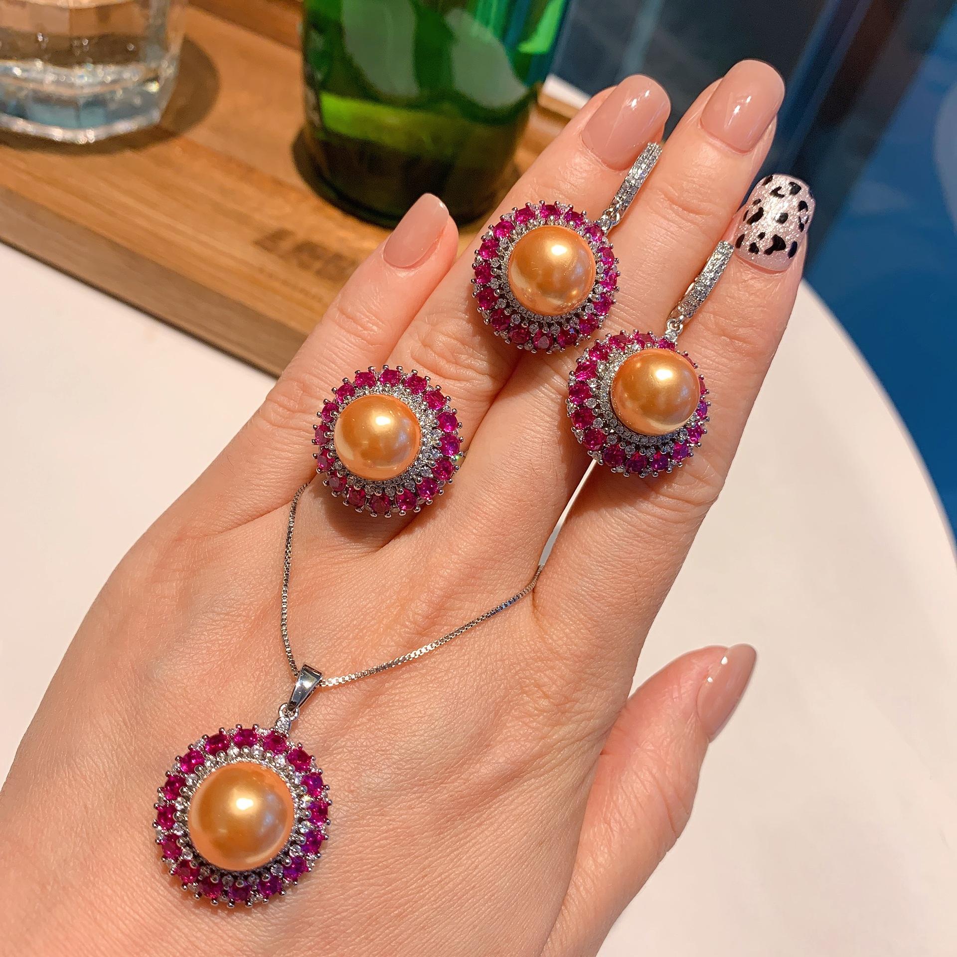 

Австралийский жемчуг Fritillary Womens Retro Court Port Style Temperament Slighted With Red Treasure