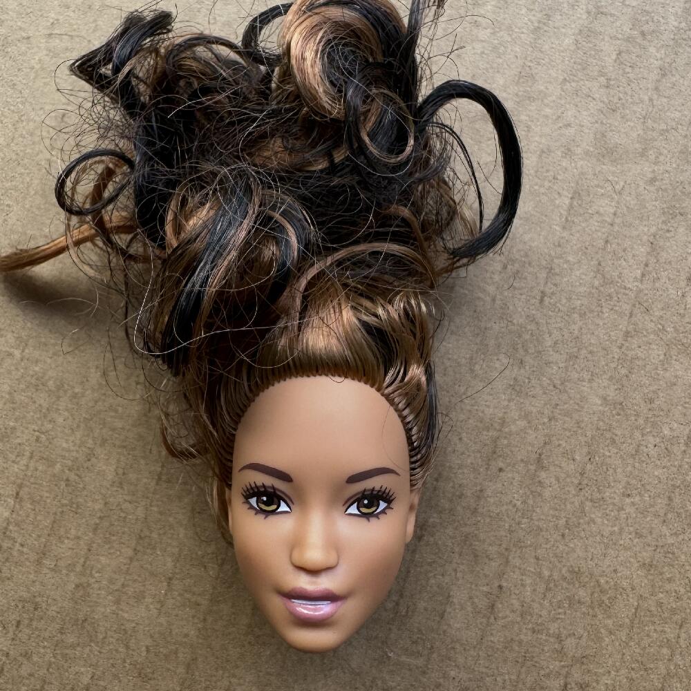 1/6 Doll Heads Rare Face White Beige Brown Skin Tone