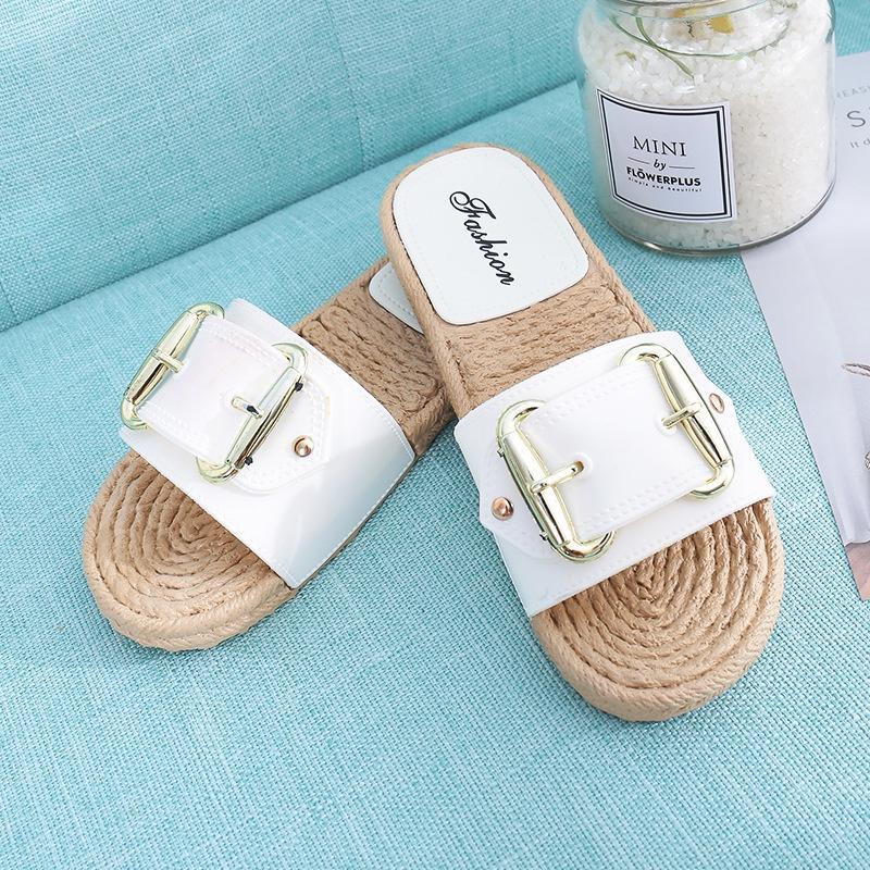 Premium Quality Women Fashion Indoor Outdoor Slippers With Flat Side Buckle Design