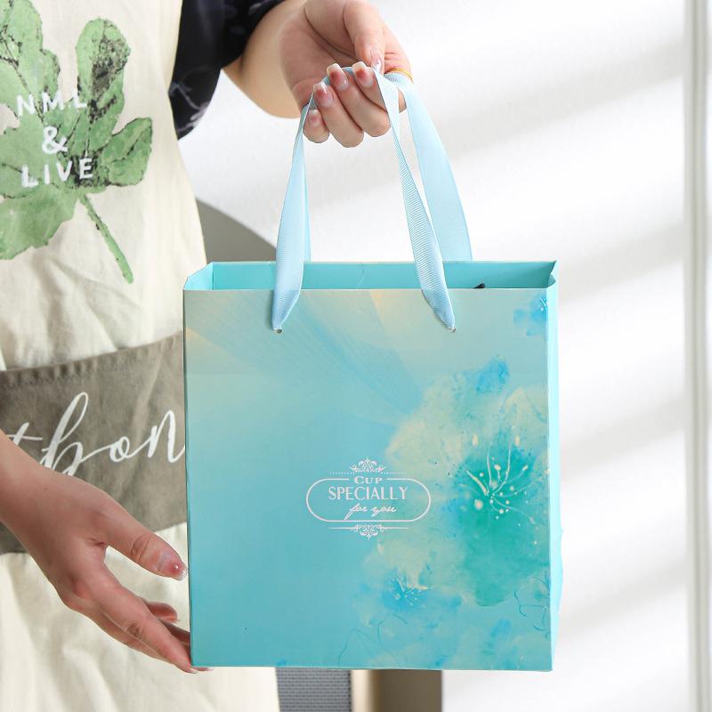 Modern simple light luxury ceramic cup mug couple set towel bear souvenir wedding gift opening