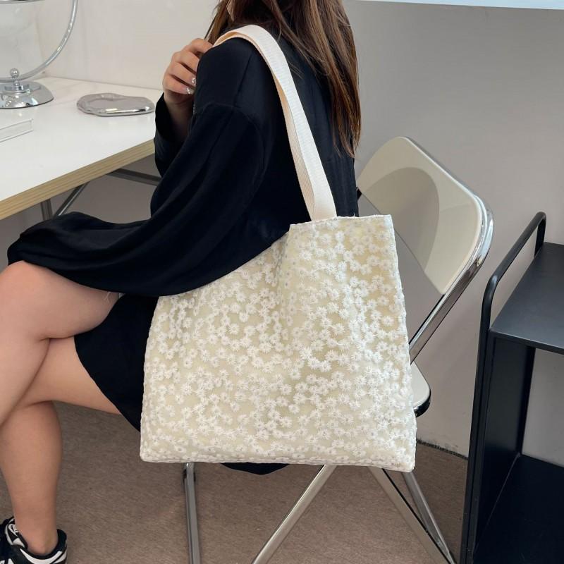 

Large-capacity Shoulder Bag Women s 2026 New Style Small Fresh Floral All-matching Lace Mesh Artistic Handbag білий