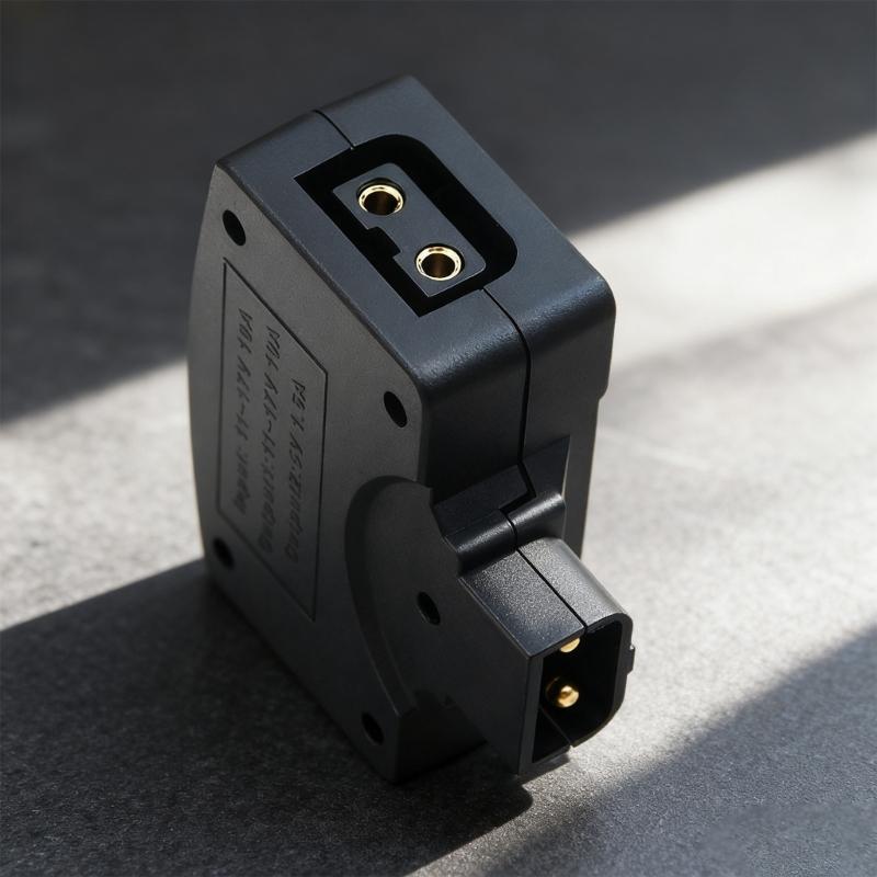 Adattatori Convertitori di Ricarica USB 5V Universali da DTAP per Dispositivi Multipli Alimentazione Esterna