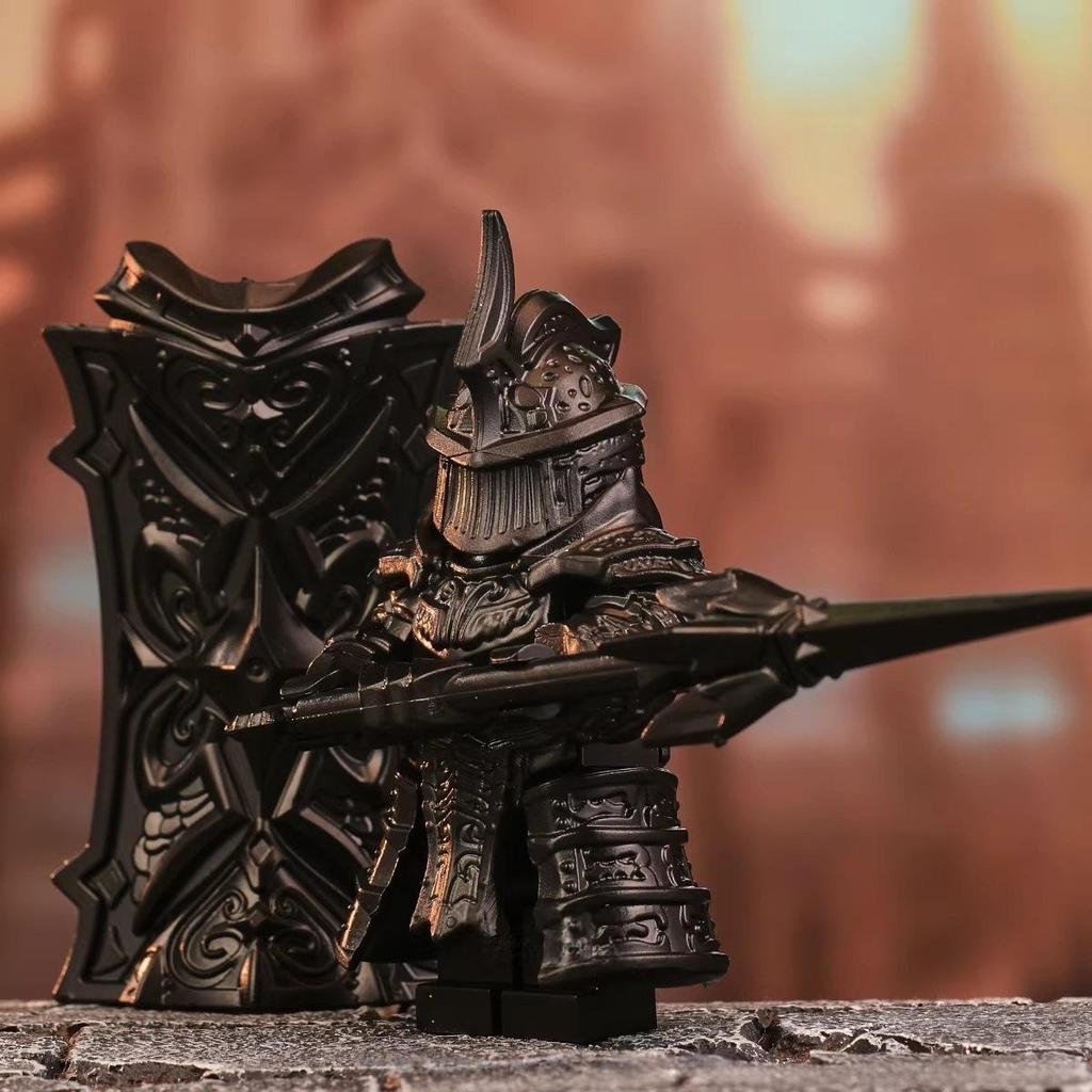 Demon's Souls High Tower Knight Soldier Armor Building Block Figure Assembly Toy