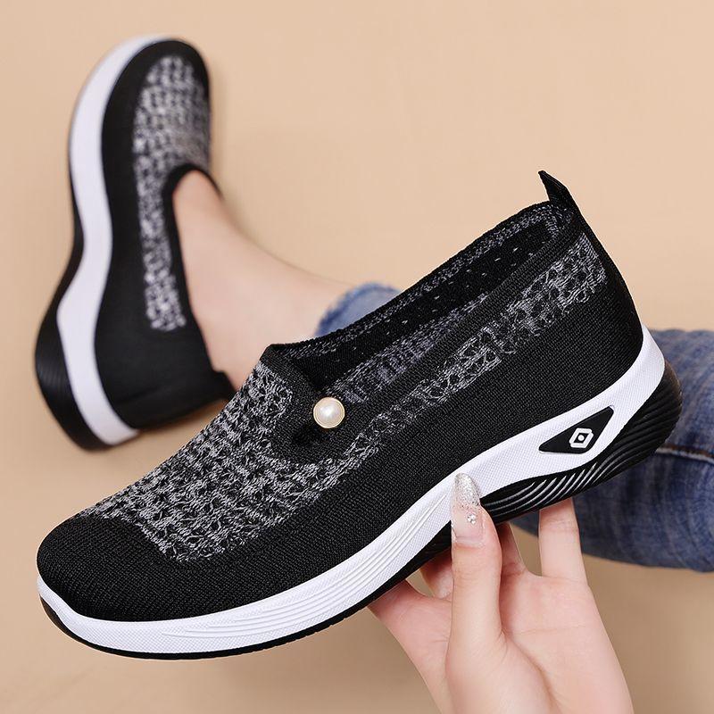 Summer New Women's Shoes Anti Slip Mom Mesh Breathable Casual Shoes