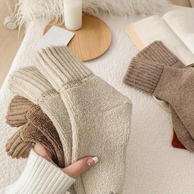 1/3/5 Paires Chaussettes en Laine Chaussettes Mi-mollet pour Femmes Hiver Épaissies Maillard Polaire Terry Doublées Peluche Chaussettes de Neige Chaudes Chaussettes en Cachemire