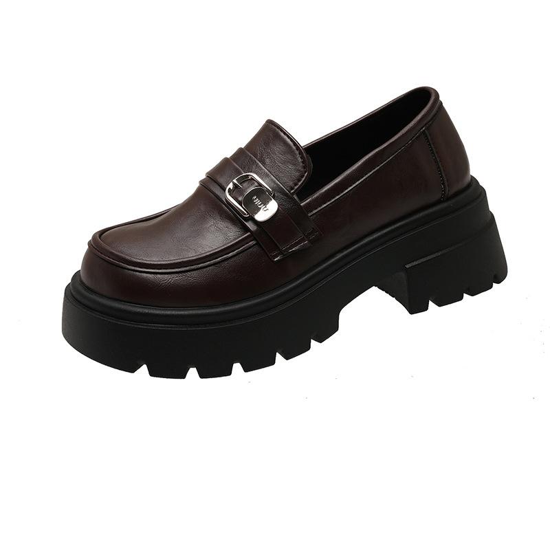 

Одиночные туфли женские зимние 2025 года новые супер модные маленькие толстые подошвы с юбкой мокасины 40