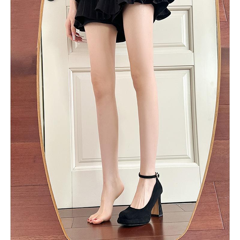 Mary Jane shoes women's new autumn one-word buckle belt women's shoes retro temperament versatile skirt high heels