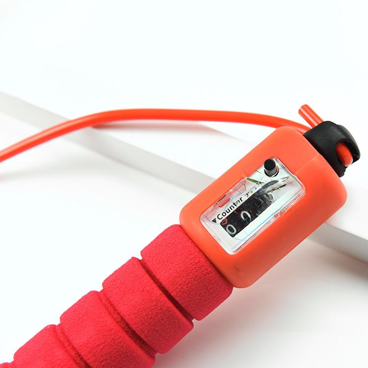 Profesionální elektronické počítadlo švihadel pro fitness a přípravu na zkoušky