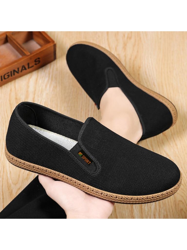 "Men's Breathable Ay Grass Flyknit Slip-On Soft Sole Comfortable Beijing Cloth Shoes Lightweight Everyday Dad Elderly Casual Shoes"