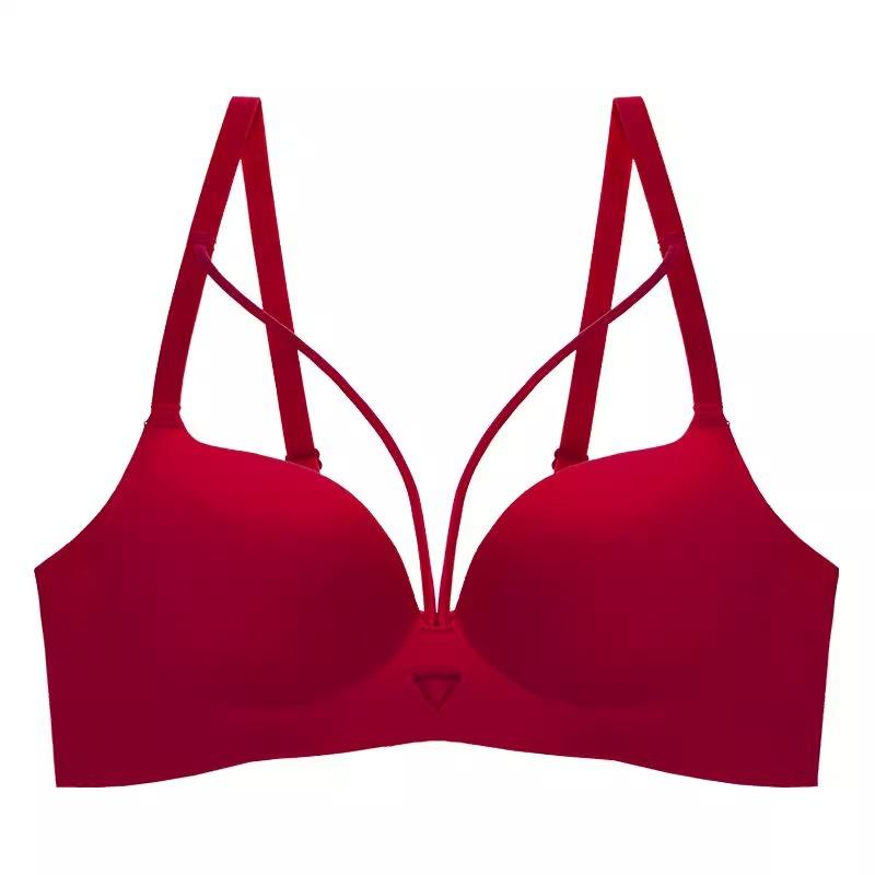 Black Seamless Bra with Unique Double Straps