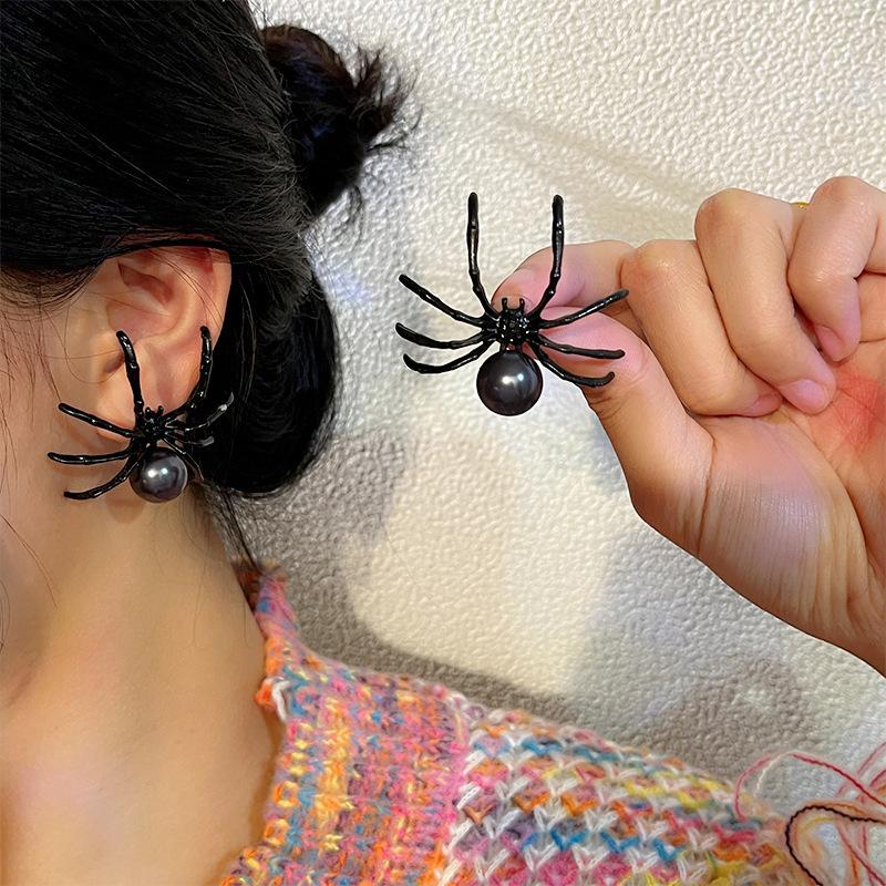 Retro Gothic Punk Bat Skull Spider Pumpkin Halloween Earrings