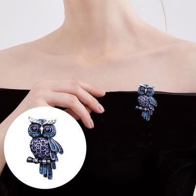 Broş Baykuş Şeklinde Parlak Rhinestones Kakmalı Metal İğne Siyah Göz Süslemeli Kompakt Taşınabilir Aksesuar Paltolar Çantalar Şapkalar Takı Hediye