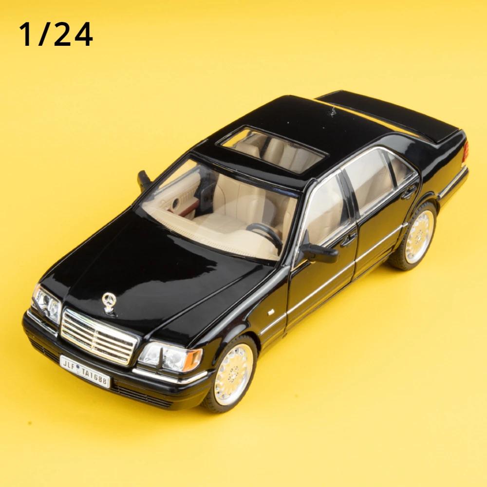 1:24 Mercedes-Benz W140 320SEL High Simulation Diecast Car Metal Sound Light Alloy Model Car Children's Toys Collection Gifts