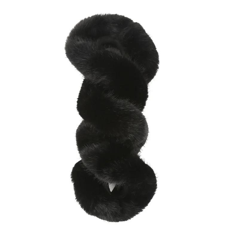 

New energy vehicle winter anti slip plush warm steering wheel cover, wear-resistant and fashionable universal car handle cover чёрный