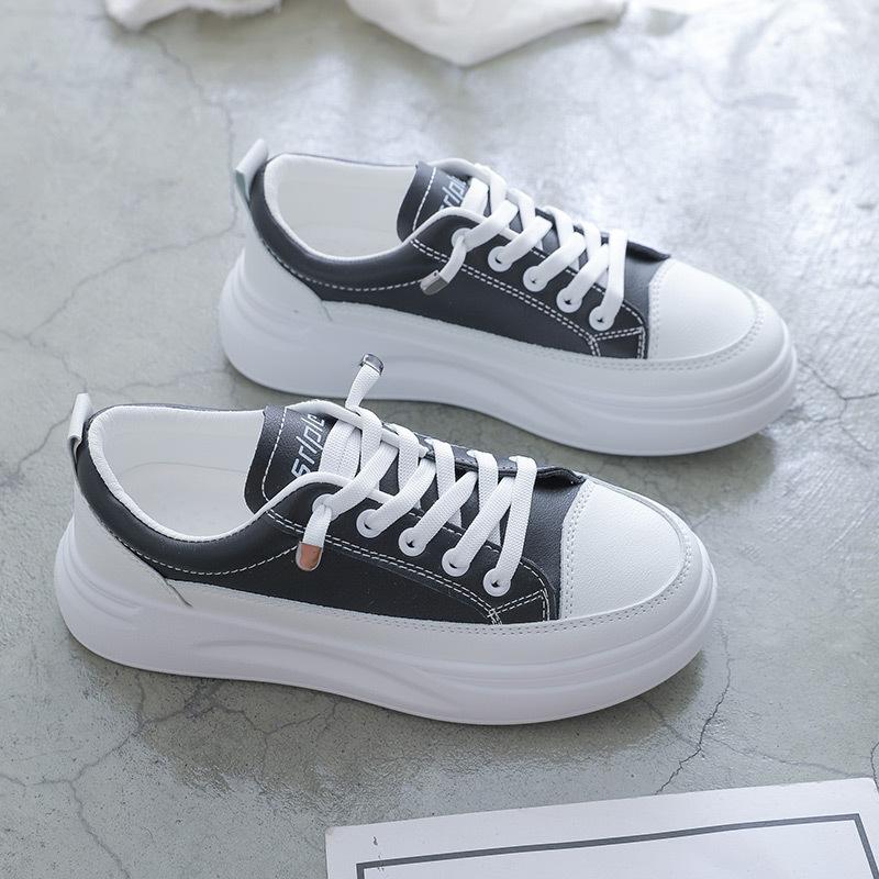 

Little white shoes women s autumn new student versatile trendy shoes thick sole heightening breathable sports white shoes Size 35 is too small, please take one size larger.