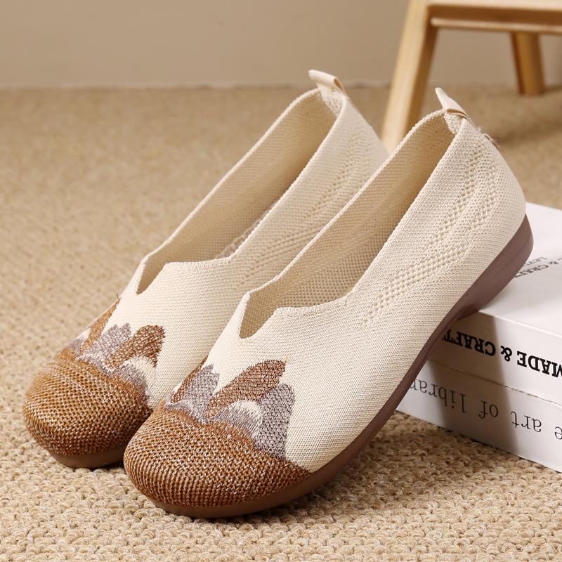 2025 Women's Soft-Soled Non-Slip Flat Shoes for Middle-Aged & Elderly