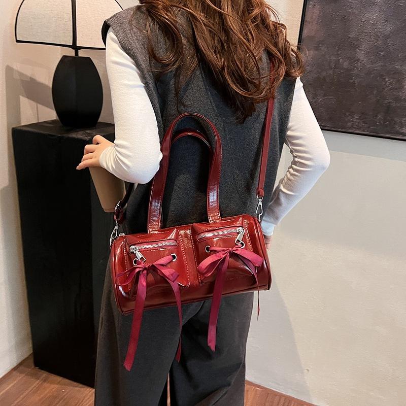 

2025 новая многокарманная универсальная сумка-тоут нишевый дизайн портативная сумка через плечо персонализированная спортивная сумка-локомотив 29*14*14 бордовый