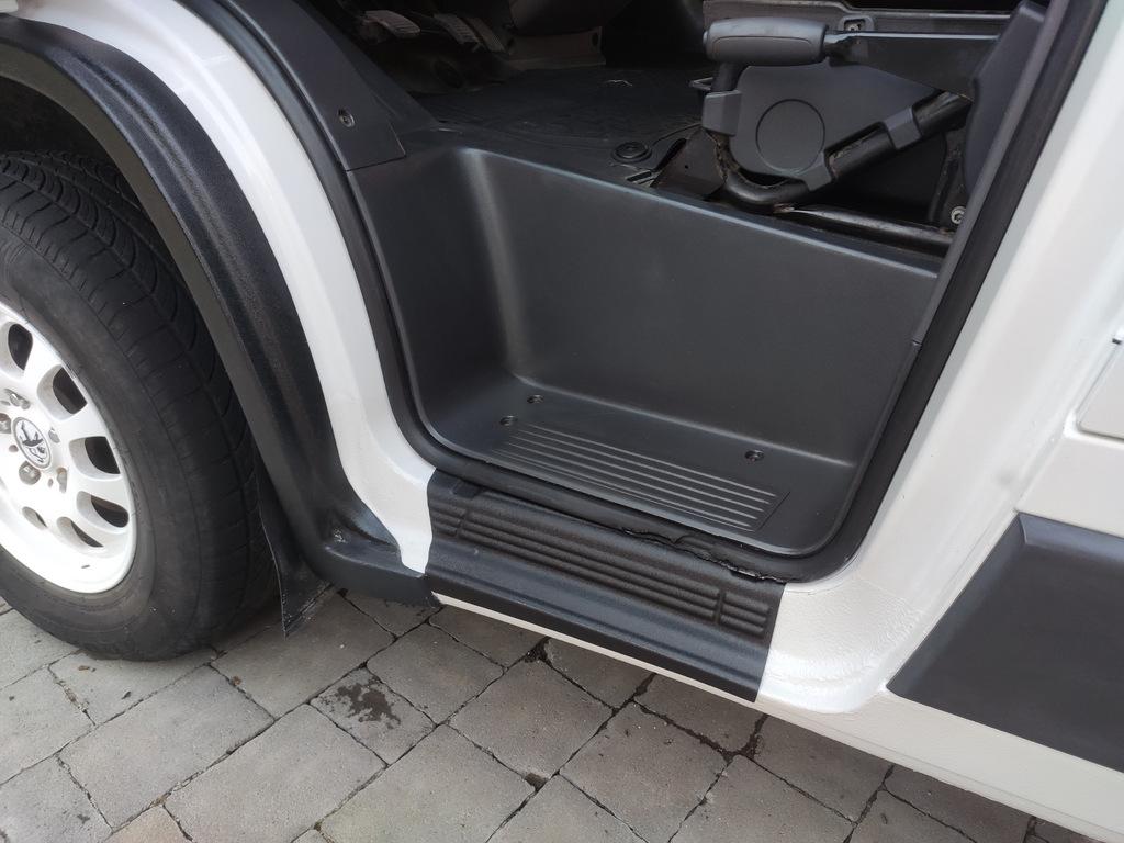 

Накладки на дверні пороги EuroCap (2 шт, ABS) для Peugeot Boxer 2006-2025 рр.