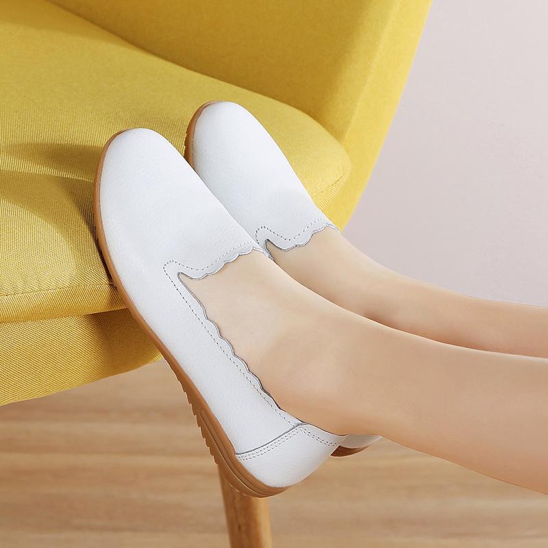 Women Slip On Moccasins Lady Simple Soft Driving Shoes Comfort Flats Nurse Loafers Minimalist Shoes for Mother