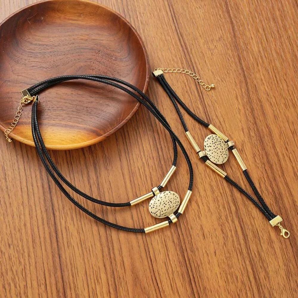 2Pcs/Set Vintage Elliptical Pendant Necklace Large Necklace Chain Choker New Necklace Pendant