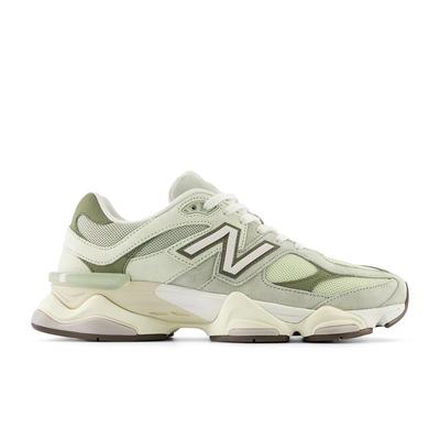 Sneakers New Balance Green Version 9060