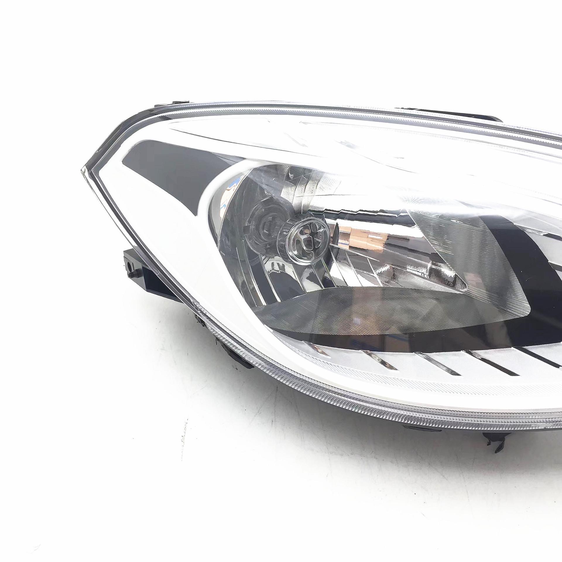 

Compatible Headlight Assembly for Zhonghua H330 Front Light Premium, Passenger s Side (Right)